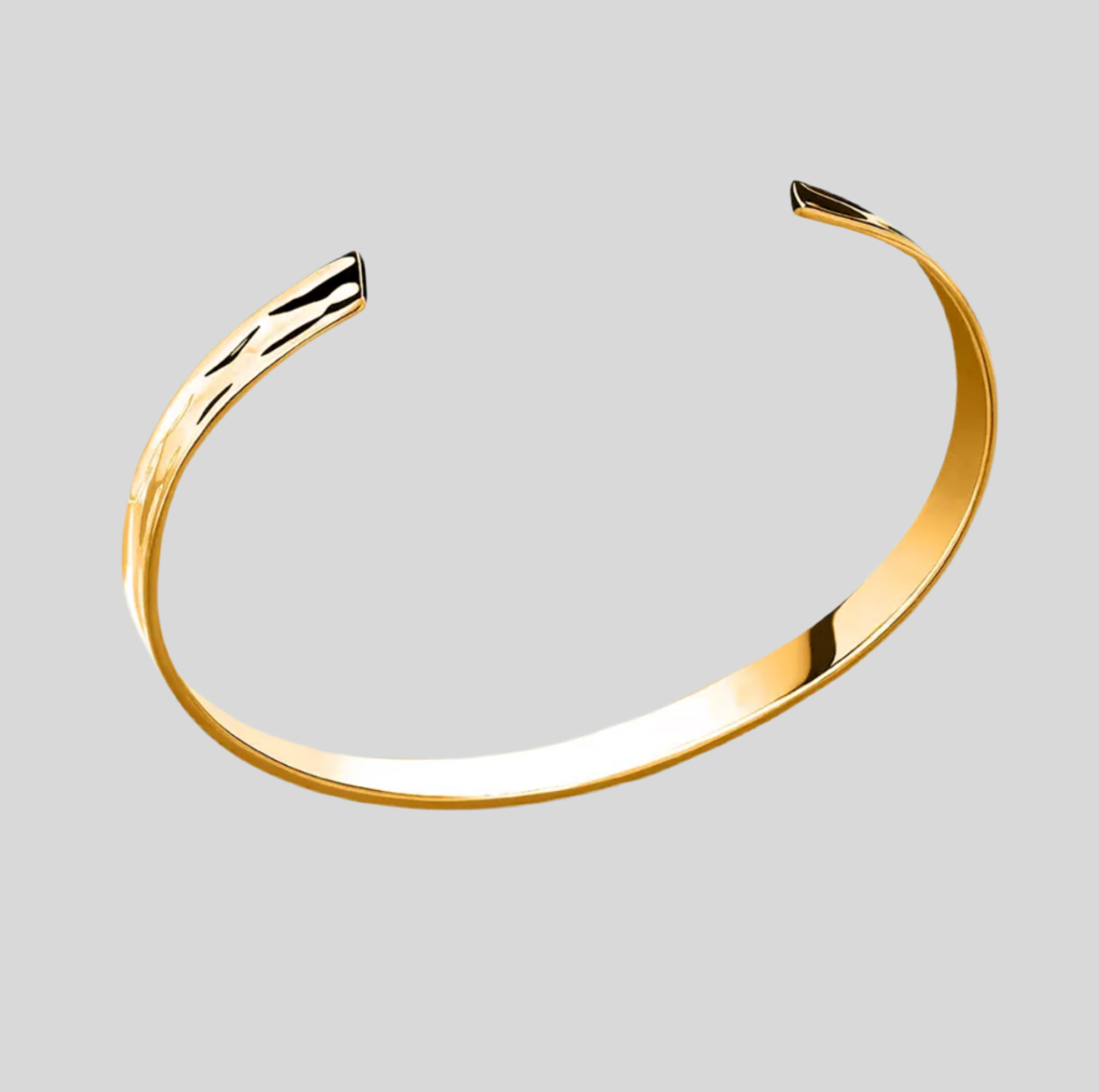 ILUSIONAL CUFF BRACELET