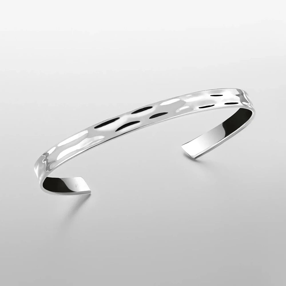 ILUSIONAL CUFF BRACELET